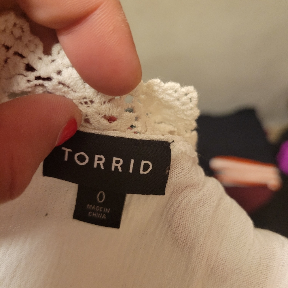 Torrid top - Picture 2 of 2